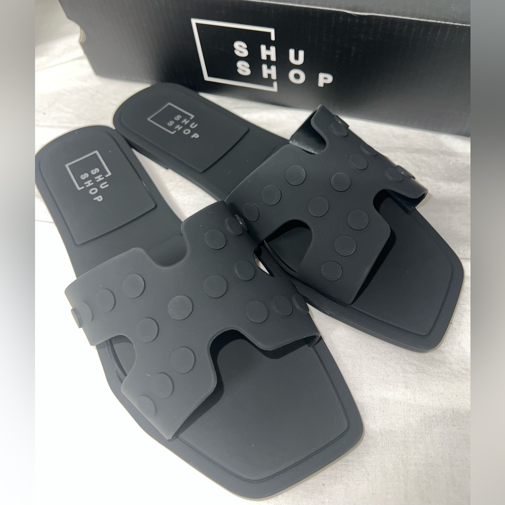 Shu shop Donna rubber slide size 10 in Black